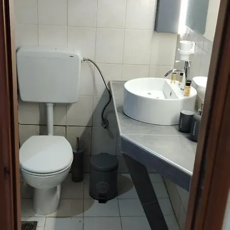 Petite Economy 3* Szkiáthosz