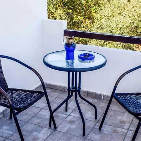 Apartmanhotel Petite Economy 3*