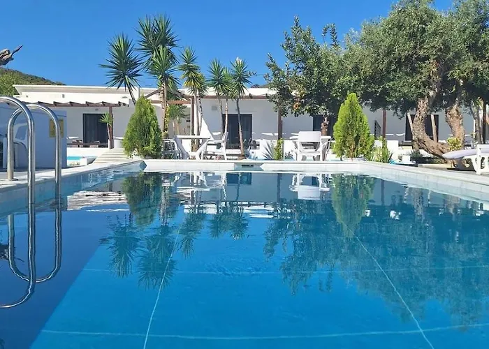 Apartahotel Petite Economy