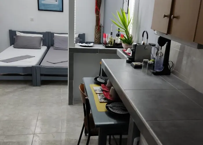 Petite Economy Apartahotel 3*