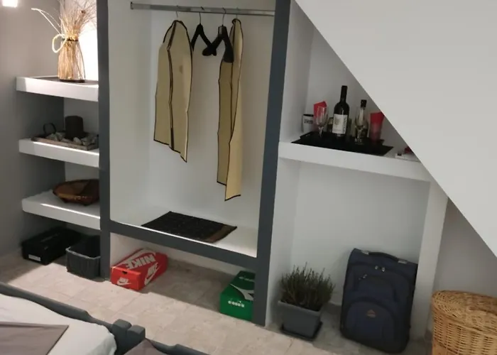 Petite Economy Apartahotel