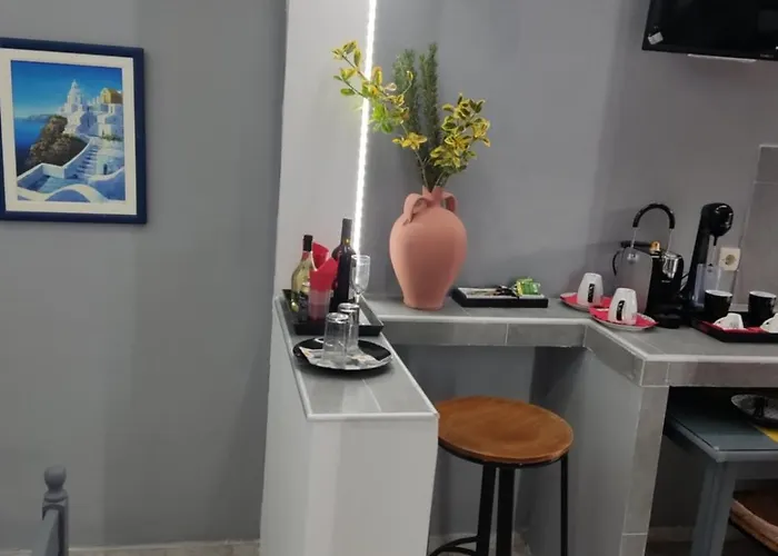 Petite Economy Apartahotel 3*