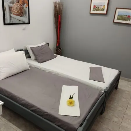 Apartahotel Petite Economy 3*