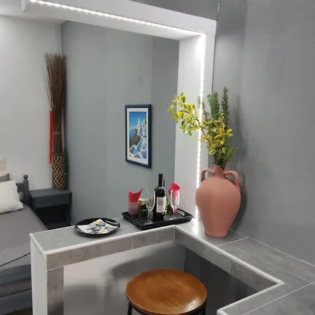 Petite Economy Aparthotel Skiathos Town