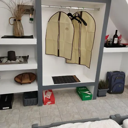 Petite Economy Aparthotel