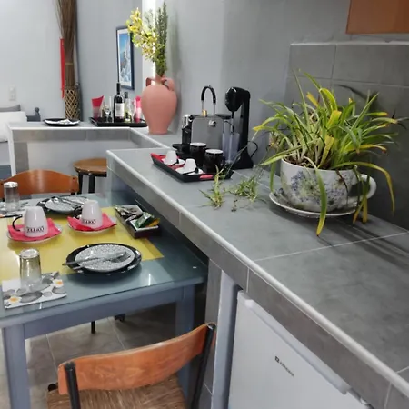 Petite Economy Aparthotel 3*