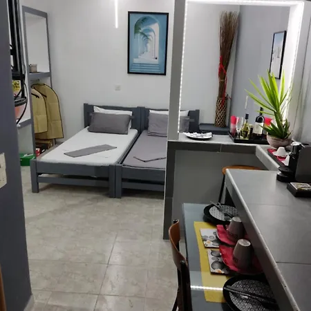 Petite Economy