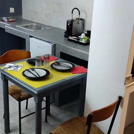 Petite Economy Aparthotel 3*