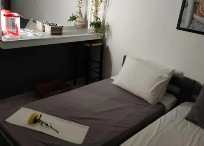 Petite Economy Hotel de apartamente