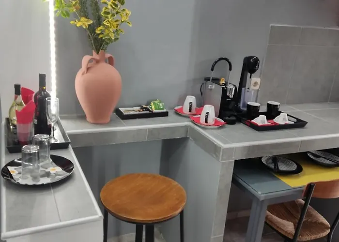 Petite Economy 3* העיירה סקיאתוס